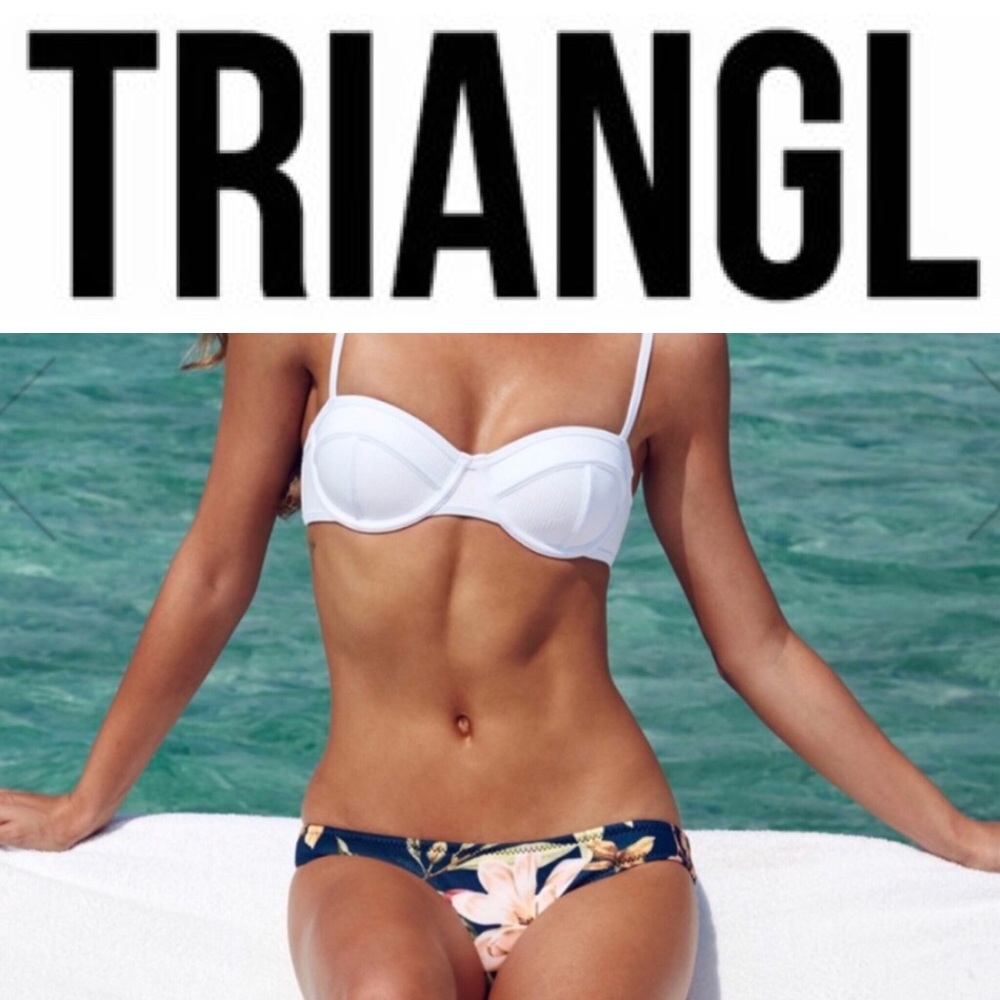 Triangl Bikini Set